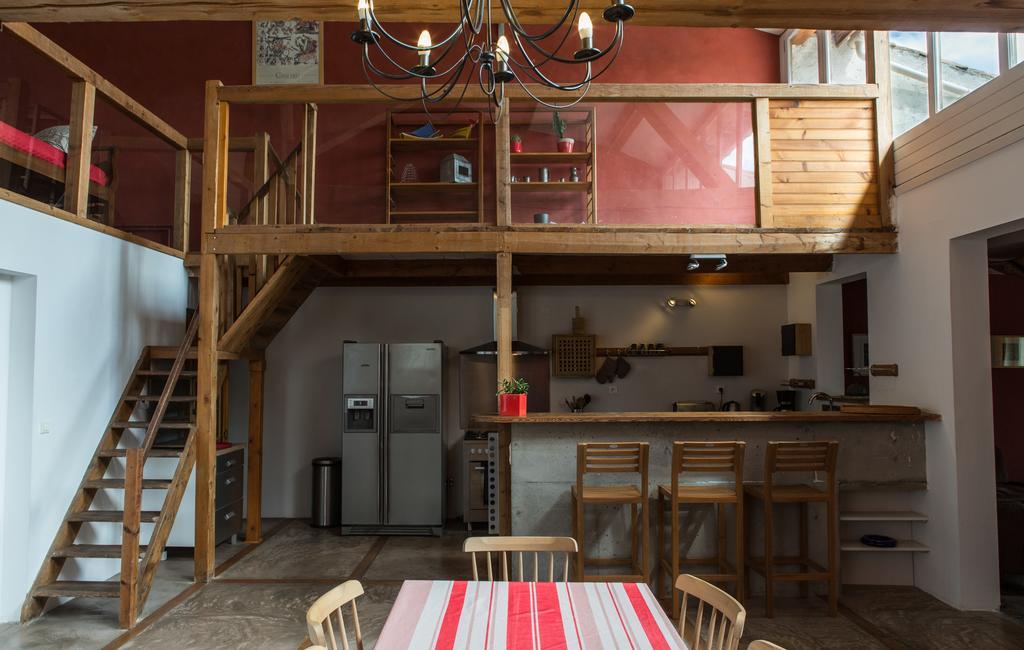 La Maison Des Vendangeurs 1 Флёри Номер фото